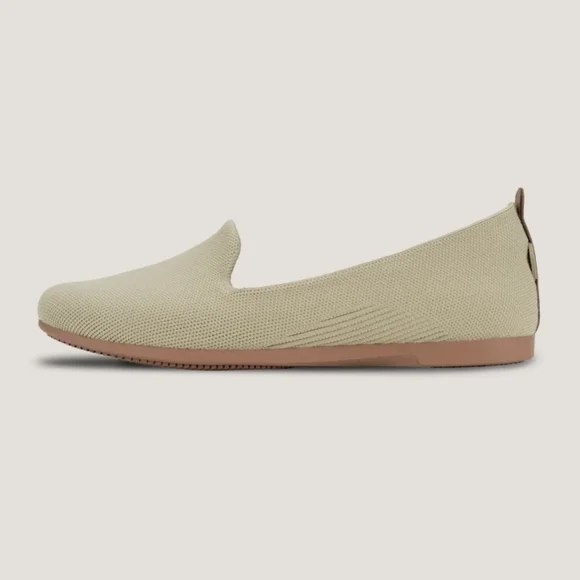 Vessi 100% Waterproof Slip-On Market Flats, Size 6, Light Green, Limited Edition - Picture 3 of 11